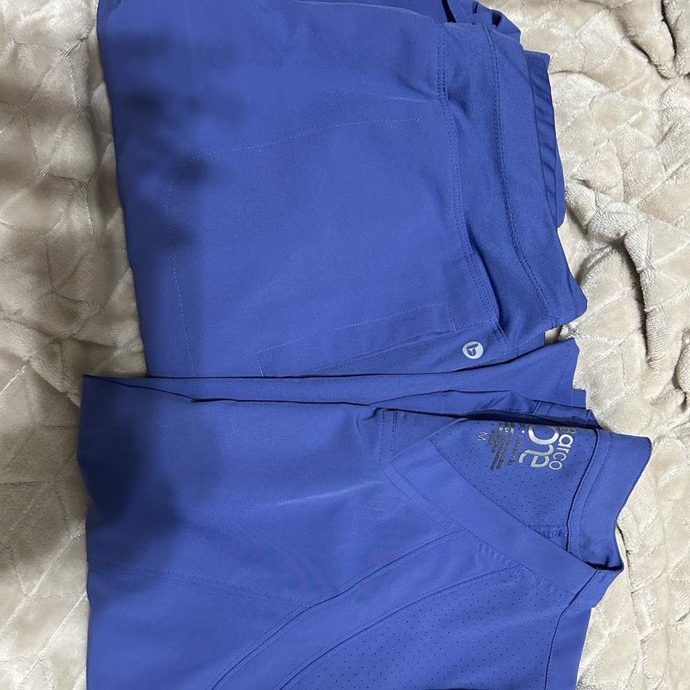 Blue scrub set